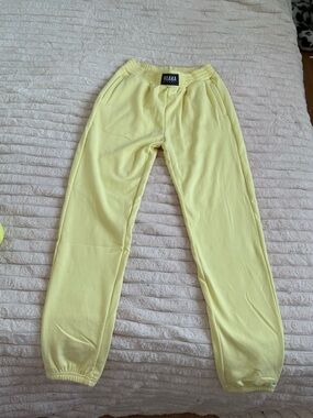 HOAKA Yellow Comfy Joggers Oversized Size M New